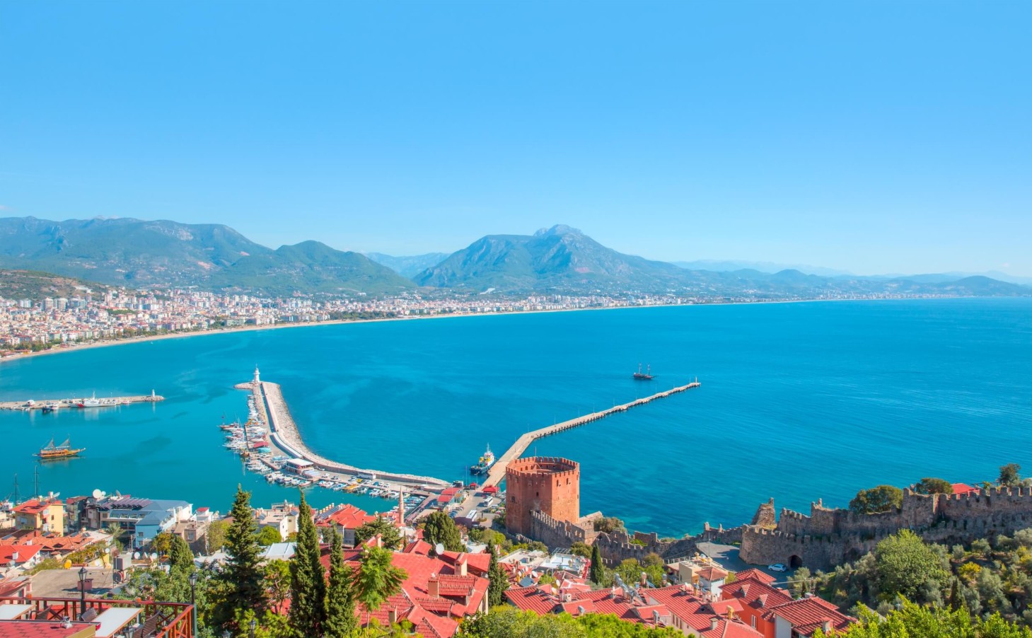 Comfortable Transportation with Alanya Airport Transfer Services